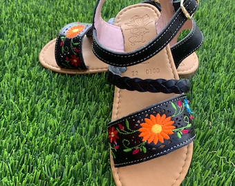 Sandales Huarache mexicaines/Sandales mexicaines brodées de fleurs/ Sandales en cuir/ Huaraches de Piel/ Sandales huarache à bout ouvert/ Huarache noir