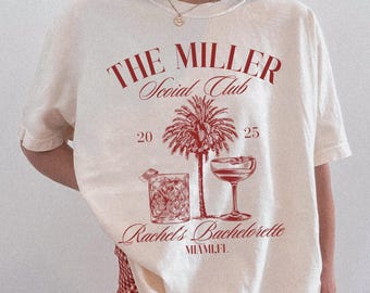 Camiseta personalizada Comfort Colors para despedida de solteira, ideal para festas de casamento.