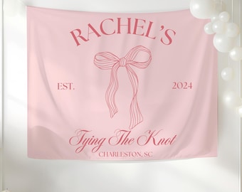 Banner de "Ella está atando el nudo", decoración personalizada para despedida de soltera, moño, telón de fondo para fiesta nupcial, letrero de bienvenida para despedida de soltera "Ella está atando el nudo"