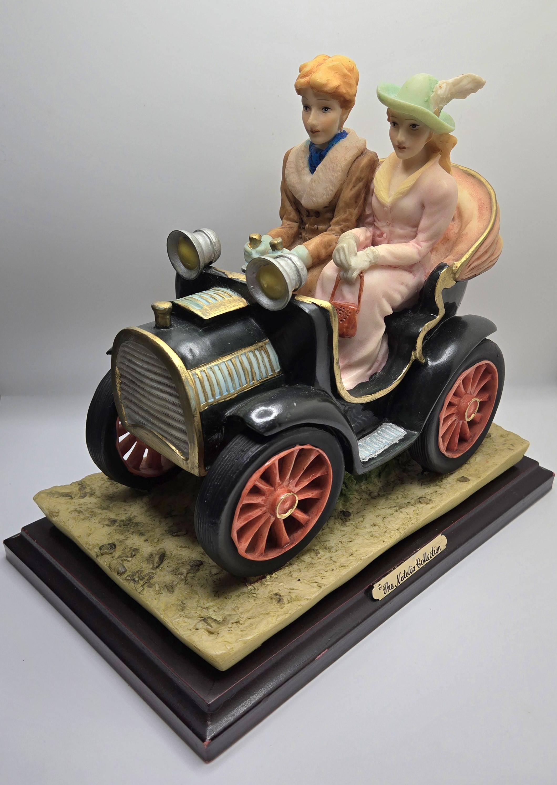 カポディモンテ　CAPODIMONTE 、馬車を引く紳士とプリンセス Capodimonte Car - Etsy UK
