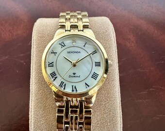 Sekonda Gold Watch w/ Mother Of Pearl Dial Vintage Roman Numeral