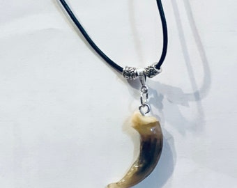 Wolf claw necklace- Viking jewelry-presents for him