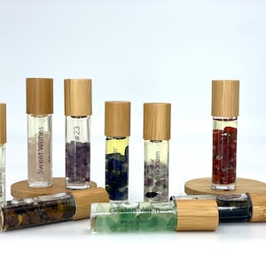 Etherische olieroller: fles van 10 ml met genezende aardesteenslag en aromatherapiegeuren voor gebruik op de huid
