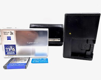 Sony Cyber-shot DSC-T7 digitale camera: slanke Y2K retro digicam, Zeiss-lens, geteste bundel