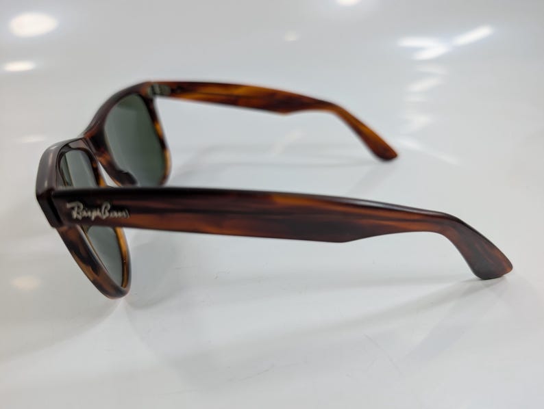 Vintage B&L Ray-Ban Wayfarer II Sunglasses: Tortoise Shell, Made in USA Eyewear afbeelding 2