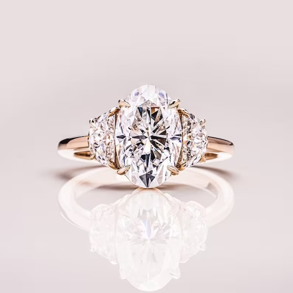 Oval Ring With Half Moon Side Stones - Etsy