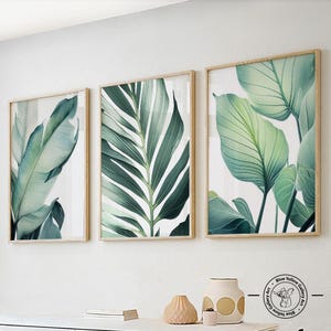 Green tropical wall art set of 3 prints. Modern botanical greenery gallery wall set prints. Nature wall art set, preppy room decor