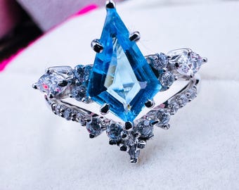 Swiss Blue Kite Cut Blue Topaz Engagement Ring Set: Sterling Silver Moissanite Band