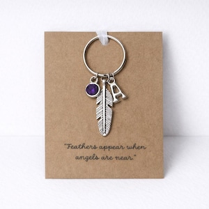 パーソナライズされた羽根の誕生石イニシャルシルバー死別天使キーホルダー愛する人を失ったバッグチャーム