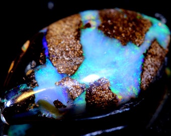 Opale Boulder Australienne de Queensland 6.9 Carats - pierre de collection ou bijoux