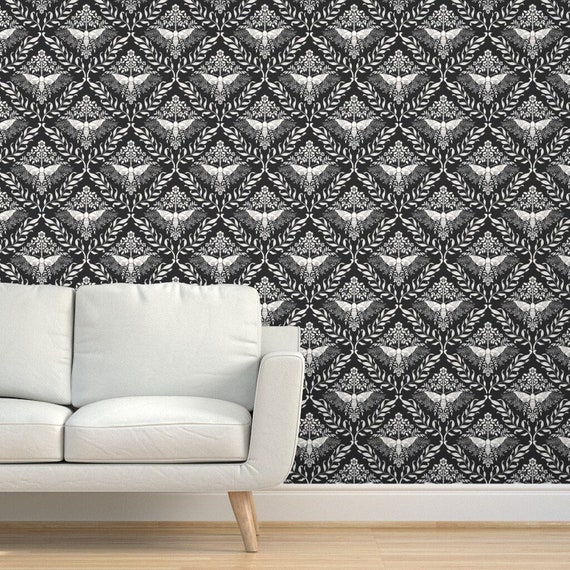 Black And White Damask Wallpaper In Room — free download
