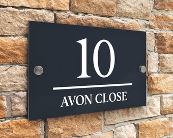 Custom Signs Modern Anthracite House Door Number plaque 20cm x 13cm - Middle Line Design