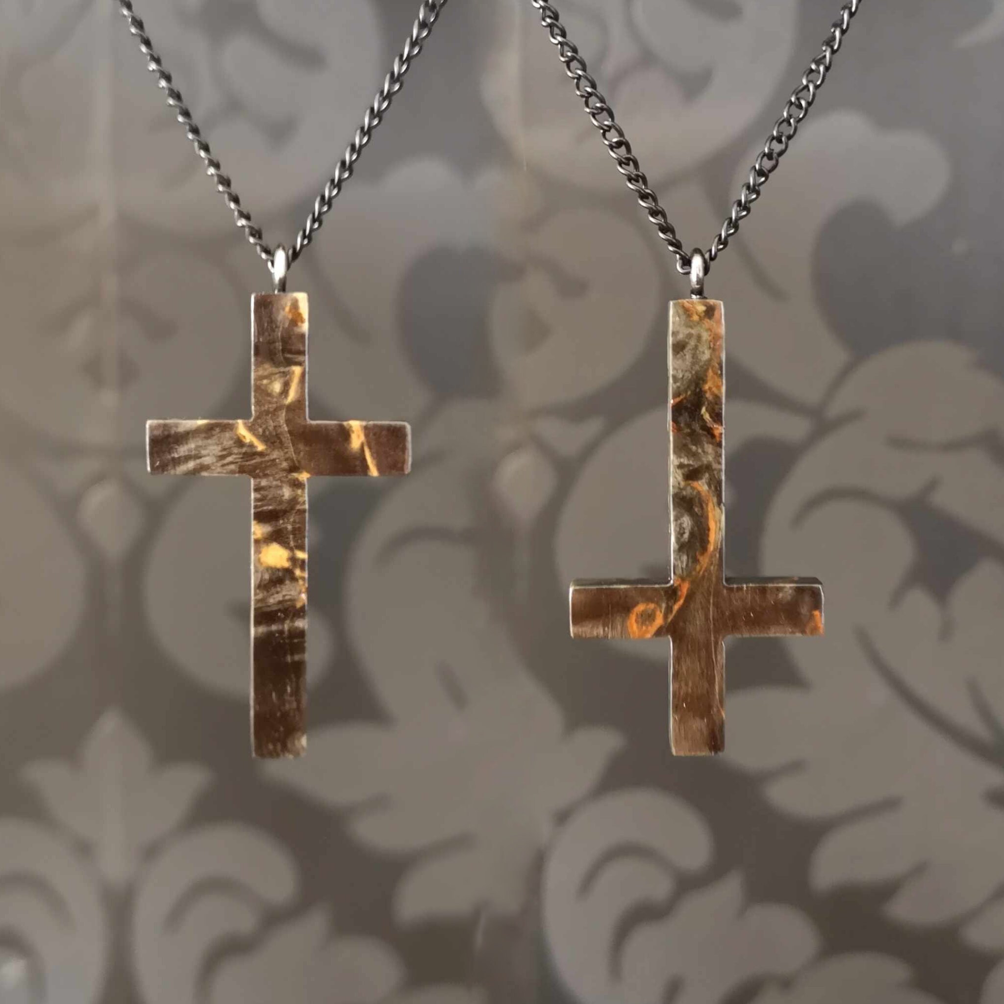 Collier pendentif croix en bois fabrication artisanal fait main en france  catholique chrétienne - Un grand marché