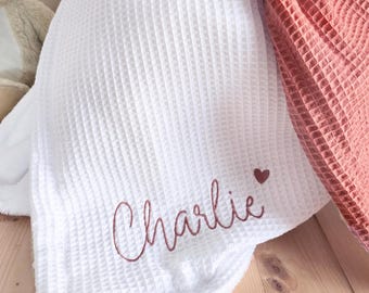 Manta personalizada para bebê com o nome do bebê, feita de algodão e fleece super macio, manta bordada, presente para chá de bebê, bordado personalizado.