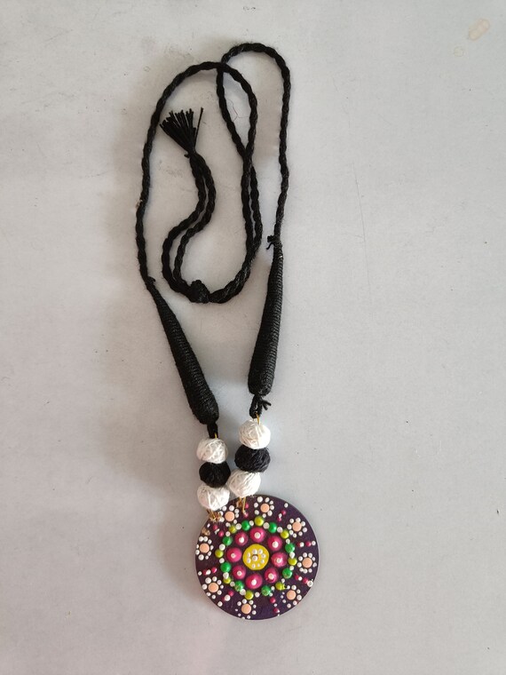 Handmade Thread Woman Beautiful Necklace Jewellery for Woman