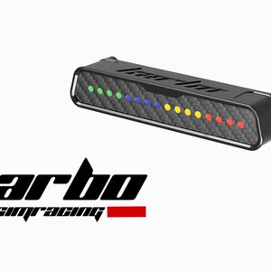 Könnte beinhalten: Schwarzes LED-Schaltlicht mit Carbon-Finish und 12 LEDs, die in verschiedenen Farben leuchten. Die LEDs sind in einer Reihe angeordnet und mit "Gear-Shift" beschriftet.