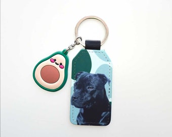 Personalized faux leather animal keyring – Avocado