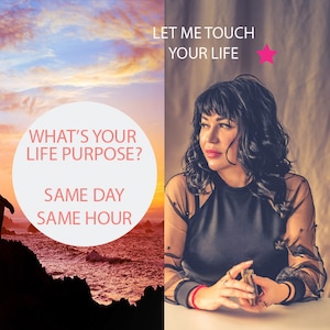 Puede incluir: Una mujer con cabello oscuro se sienta en una mesa, mirando pensativamente hacia un lado. El texto "Let me touch your life" está escrito en rosa sobre un fondo beige. El texto "What's your life purpose?" está escrito en blanco sobre un círculo rosa. El texto "Same day same hour" está escrito en blanco sobre un círculo rosa. El fondo es una imagen dividida, con una puesta de sol sobre el océano a la izquierda y una pared beige a la derecha.
