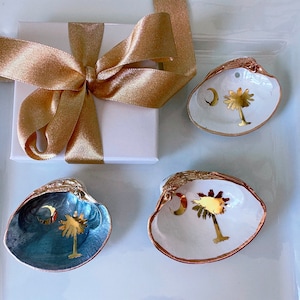 Palmetto tree shell ornament beach decor wine gift tag coastal shell  South Carolina Palmetto SC Ring Dish South Carolina Flag Gift