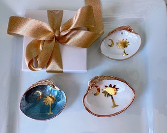 Palmetto tree shell ornament beach decor wine gift tag coastal shell  South Carolina Palmetto SC Ring Dish South Carolina Flag Gift
