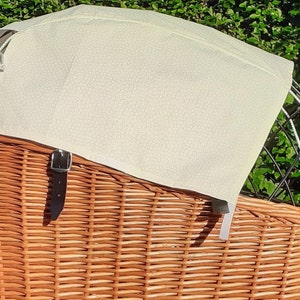 Premium sun protection for bicycle baskets with UV protection 80+. Sun sails from Aumüller, Tigana, and many more.