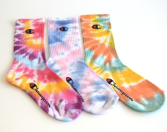 Calcetines Champion Tie Dye - Longitud de la tripulación - Múltiples colores - Tamaños disponibles para jóvenes/damas a adultos/hombres