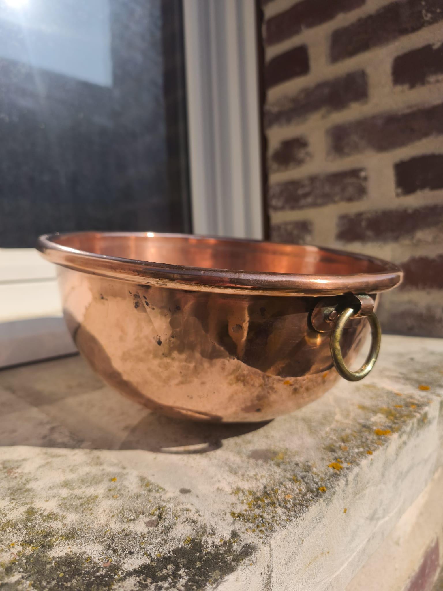 Antique hammered copper mixing bowl or mixing bowl, professional quality with hand polishing