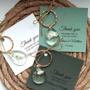 Trouwbedankjes bloemen sleutelhanger– bedankjes, bruidsfeestje gunsten, aangepast gastcadeau