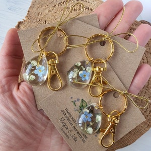 cotillons avec des fleurs myosotis | Porte-clés avec carte de remerciement | Faveurs | pour les invités | merci | cadeau invité