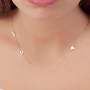 Colar com inicial de prata, colar com inicial lateral, colar elegante, presente para o Dia das Mães, colar com letras, presente de Natal