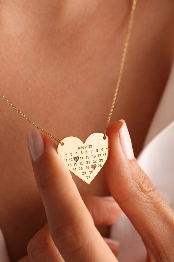 Why Personalised Jewelry Makes the Perfect Gift – JoyJewels Fine Jewelry