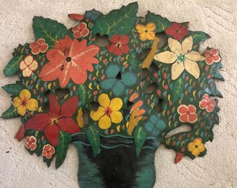 Flores pintadas a mano sobre acero (IE)