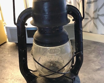 Dietz Oil Lantern (DK)