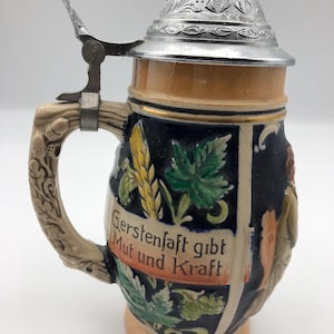Vintage German Beer Stein 16 oz (QX)