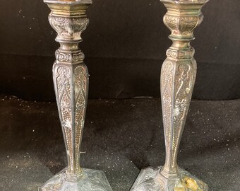Candelabros de latón antiguo (Cab U)