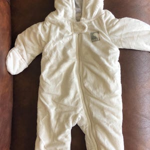 Simple Joys di Carters Tutina 6-9 mesi NUOVA