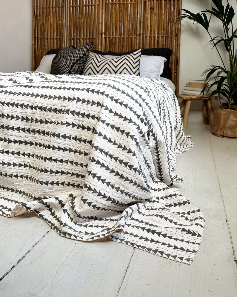 black and white monochrome triangle pattern stripe cotton kantha king size bedspread