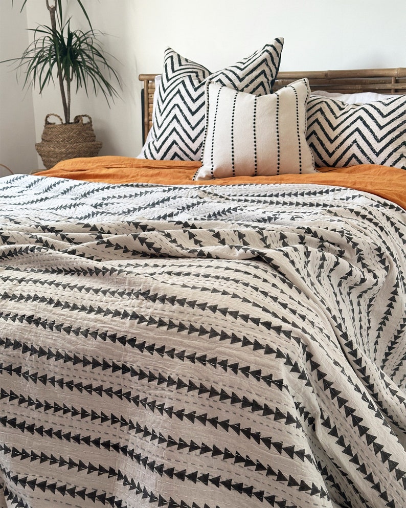 black and white monochrome triangle pattern stripe cotton kantha king size bedspread