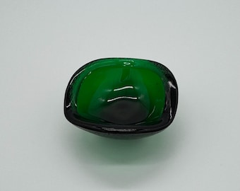 Vintage MCM Blenko Glass Amoeba Emerald Green Freeform Ashtray Hand Blown Art Glass Designed by Winslow Anderson or Wayne Husted?