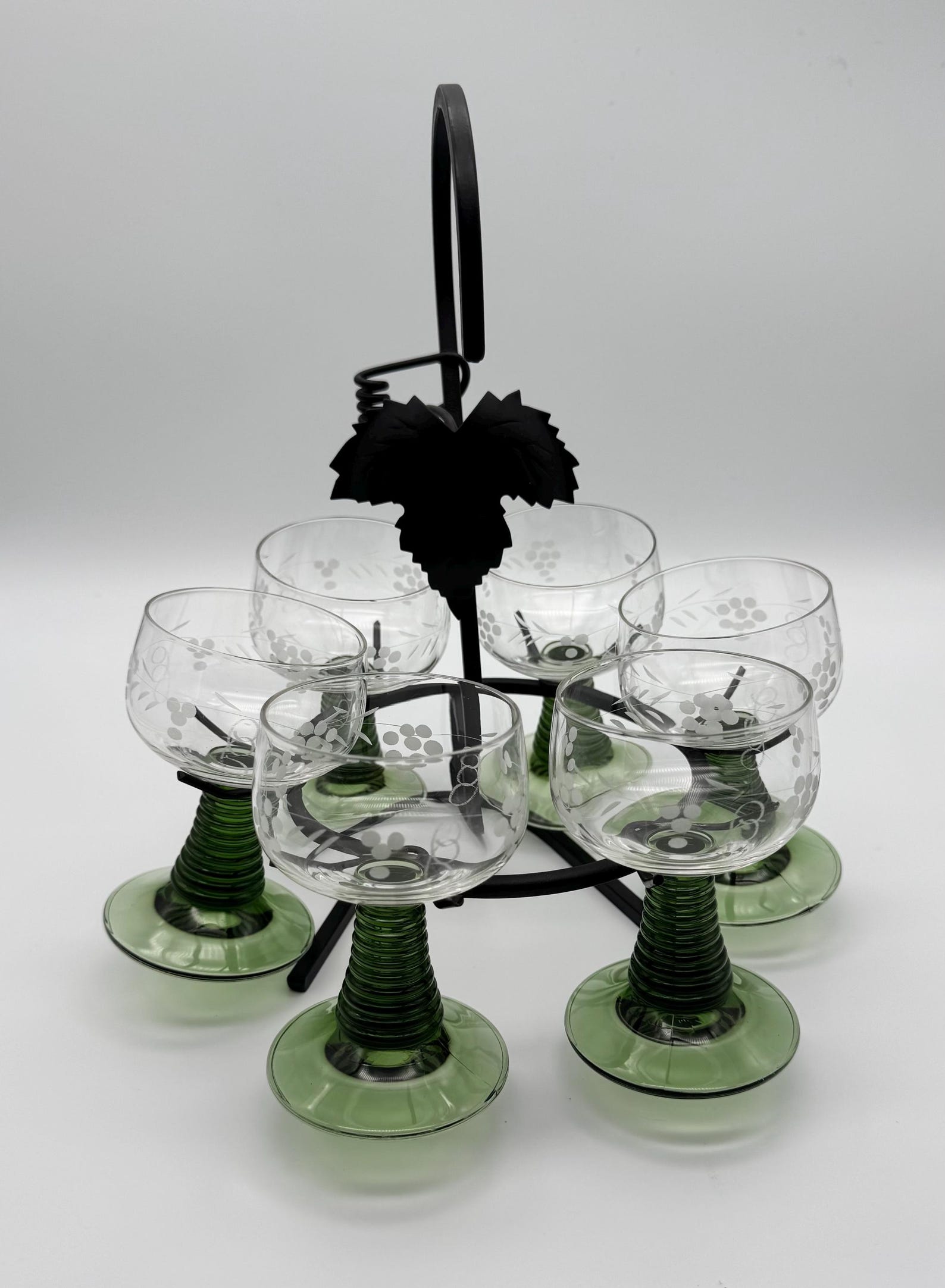 Vintage Emerald Green Roemer Cordial Glasses Wine Ribbed Beehive Stem Etched Vine Gold Rim with Bar Display Metal base Set of 6 Etched Grape
