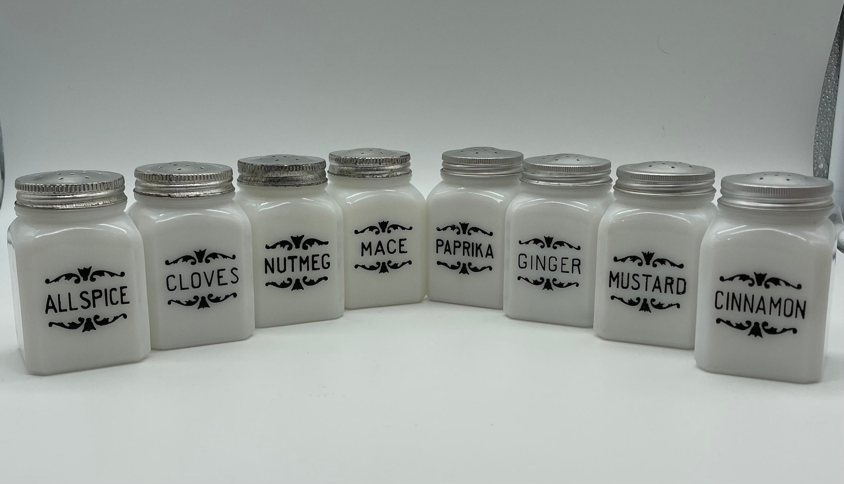 4 oz Clear Glass Spice Jars (White PP Cap) - SP4