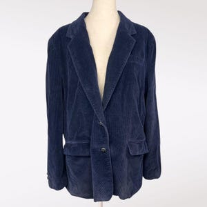 Vintage Navy Corduroy Blazer | Tailored Fit | Shoulder Pads | Size Medium