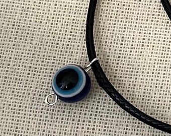 Collar de cordón negro con colgante de ojo azul, 20 pulgadas