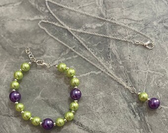 Purple and green Pearl bracelet and necklace set