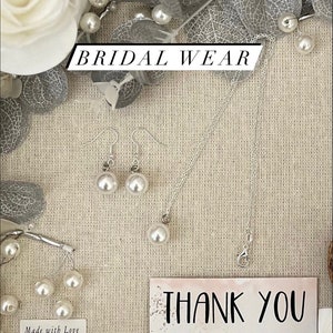 Pearl necklace and earrings set. Bridal, bridesmaid or a special gift for loved ones.