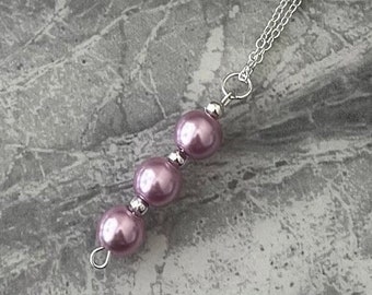Collar de perlas moradas. Regalos para damas de honor, novias, Bodas, cumpleaños, regalos para ella.