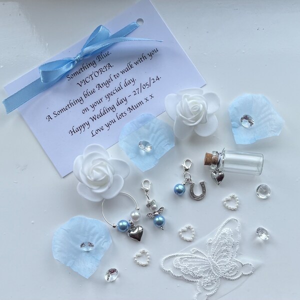 Charm bouquet d'anges bleus. Un cadeau parfait, délicat et élégant pour un bouquet de mariée ou à attacher où elle veut.