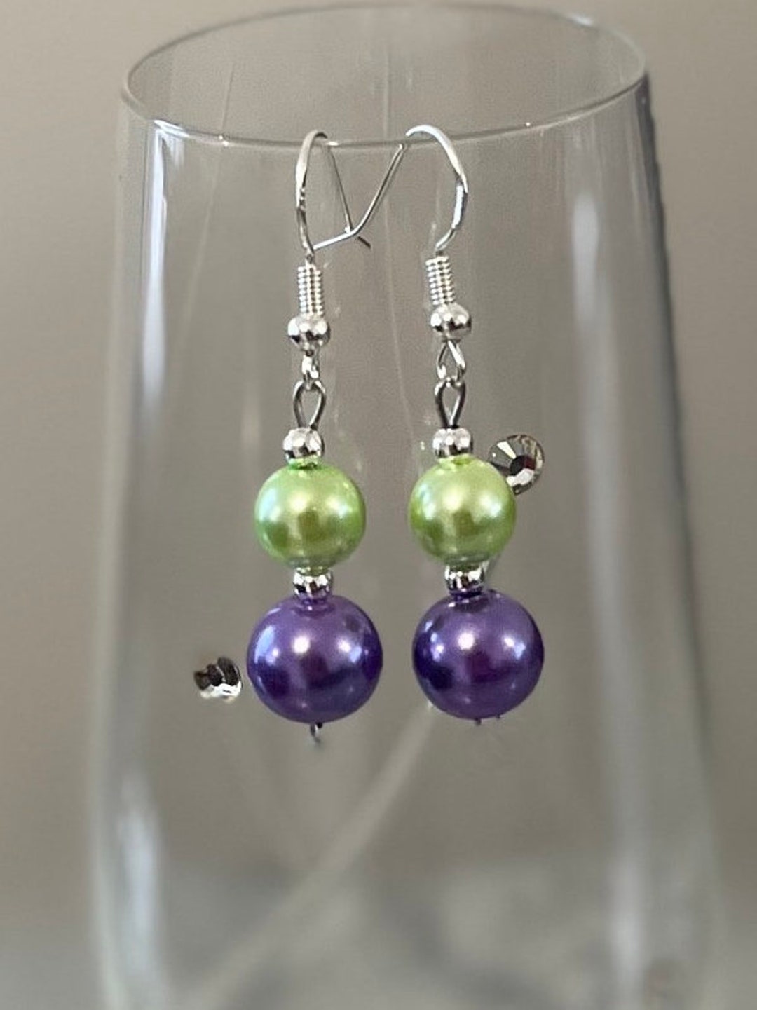 Green Purple Pearl Earrings. Sterling Silver Earhook With a Green and
