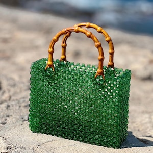 " Würfel Perlen Grüne Tasche mit ""Bambus"" Griff Abendtasche Spacios Trendy Stilvolle Tasche Sommer Herbst Geldbörse Tasche für besondere Anlässe Tasche Kristallperlen Taschen."