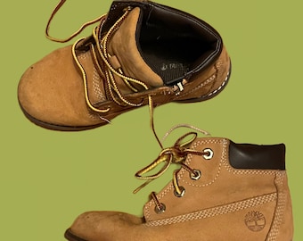 Adorable VTG Timberland 90s Early 2000s Suede Boys Shoes. Toddler Size 11 Light Brown Leather Timberland Worker Boots with Side Zipper